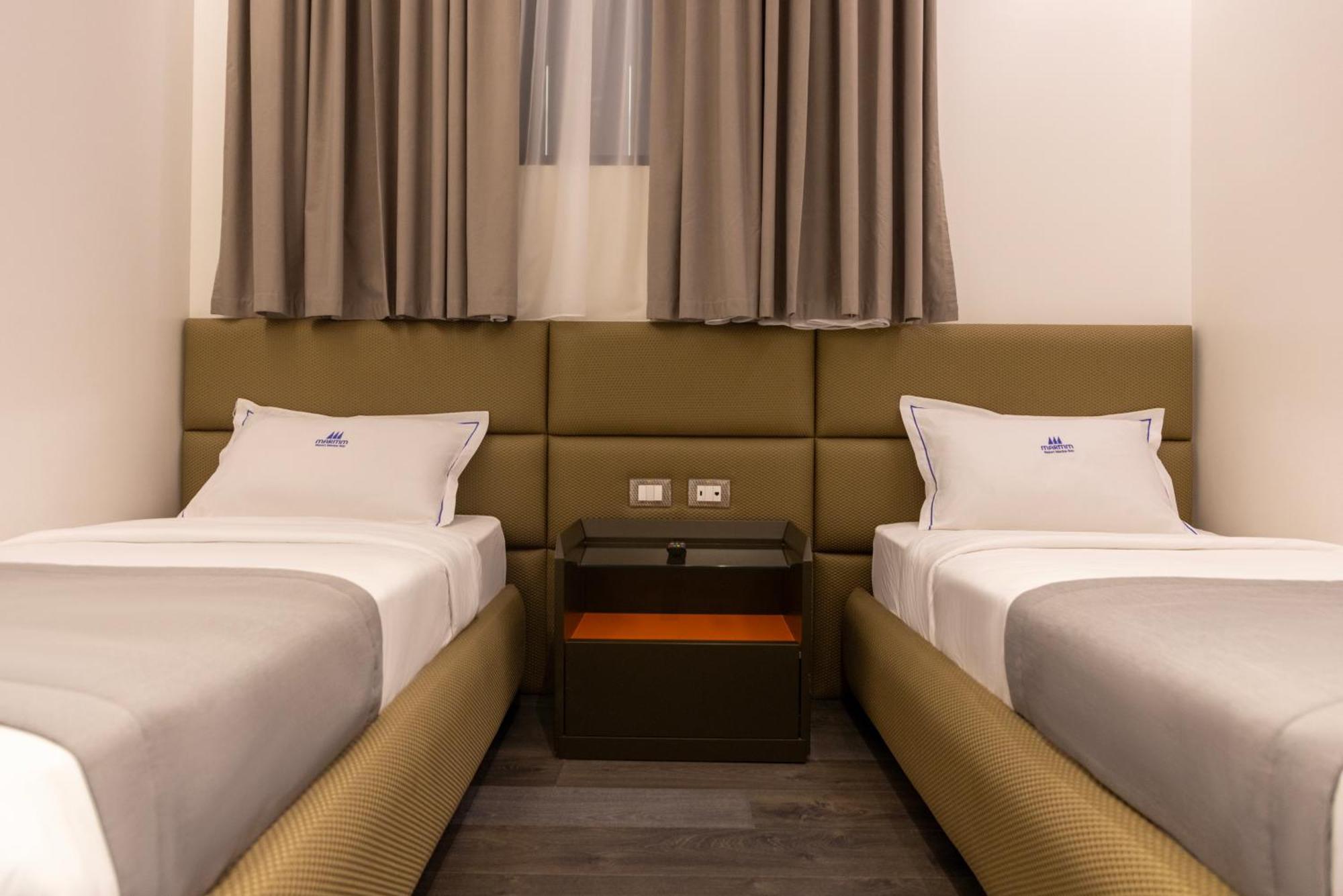 Maritim Marina Bay Resort Spa & Casino Adult Friendly Vlorë Esterno foto Deluxe twin room