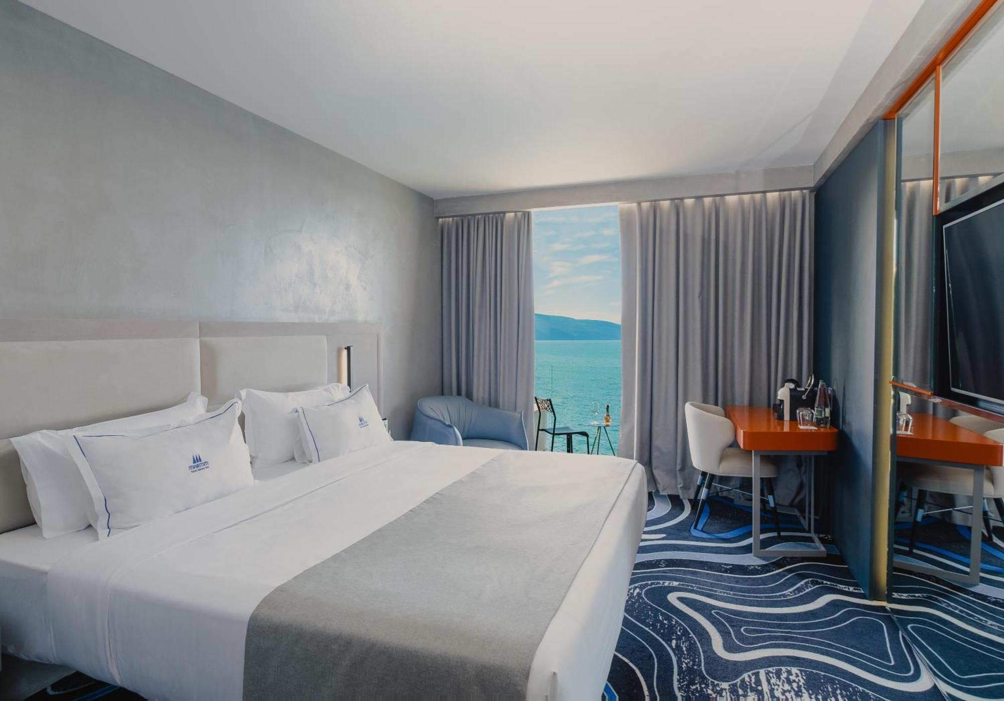 Maritim Marina Bay Resort Spa & Casino Adult Friendly Vlorë Esterno foto