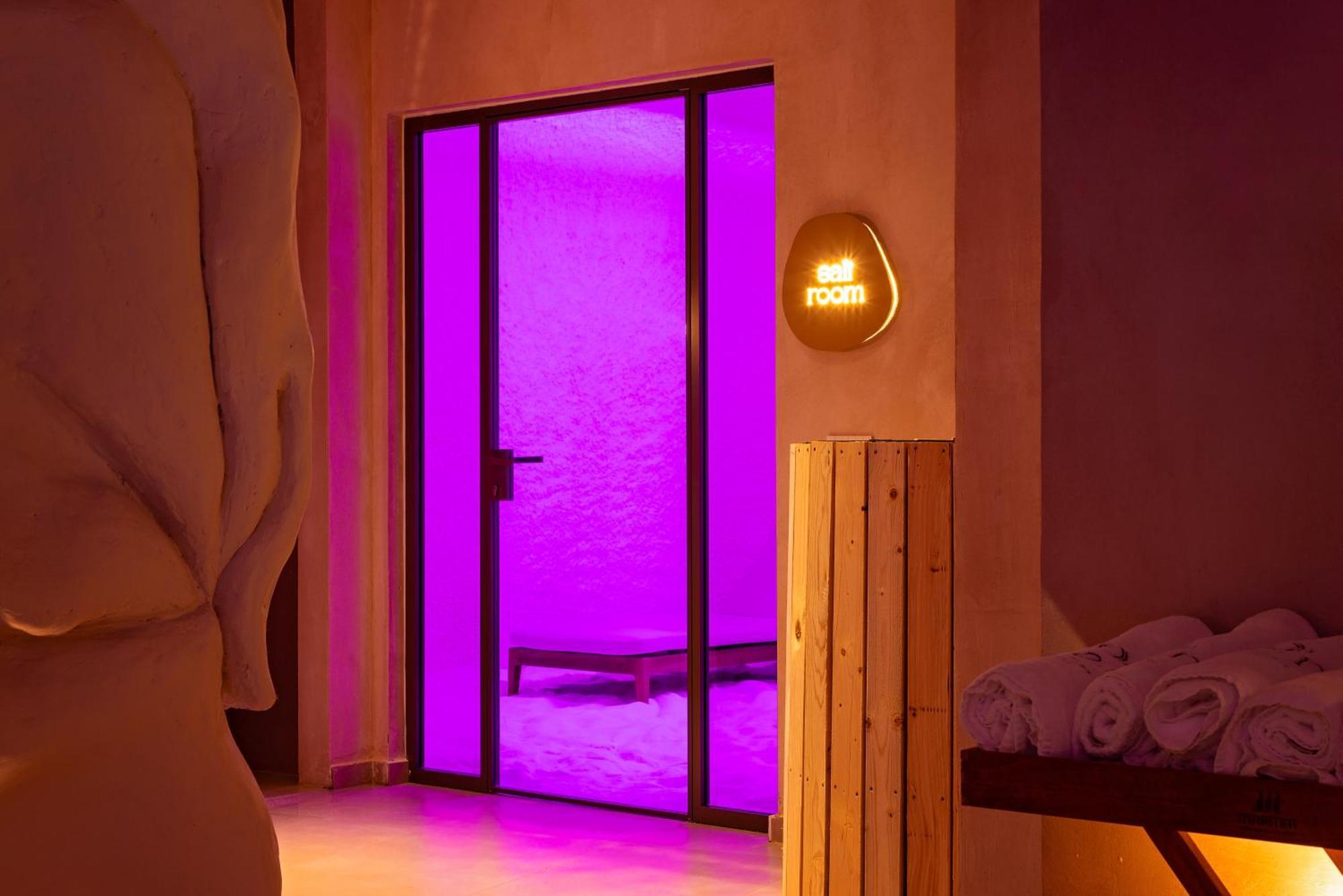 Maritim Marina Bay Resort Spa & Casino Adult Friendly Vlorë Esterno foto